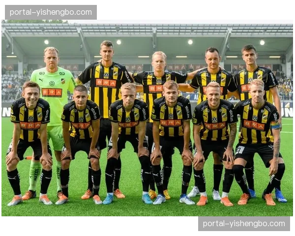 德国战车门将位置告急：特尔施特根伤缺引发主力门神激烈争夺